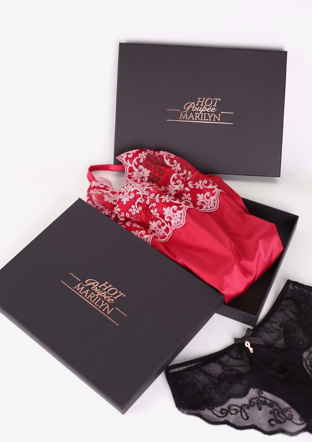 Elegante scatola regalo nera Hot Poupee Marilyn